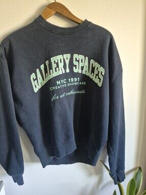 Pull & Bear Gallery Spaces Navy Graphic Crewneck Sweater